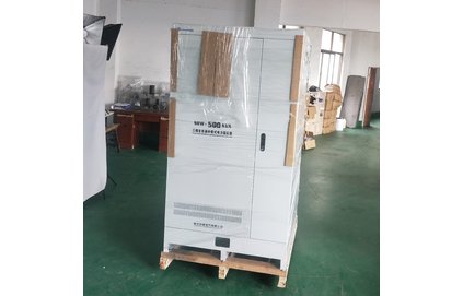 三相高精度全自動穩(wěn)壓器價(jià)格